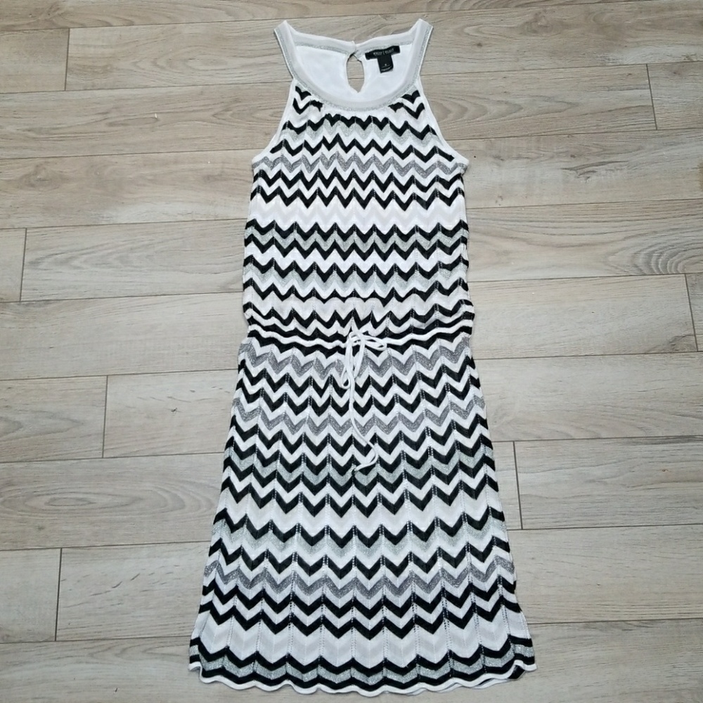 WHITE HOUSE/BLACK MARKET dress
